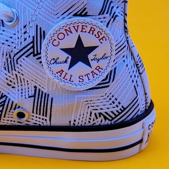 Converse  Chuck Taylor All Star  High  Unisex  363075F Size 13 Youth - Picture 8 of 10